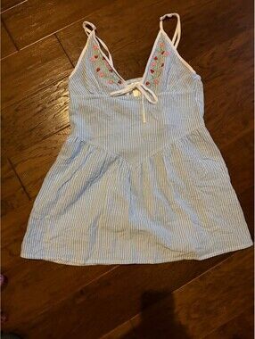 Women's Striped Sleeveless Summer Shirt with Embroidered Floral Detail, Size S